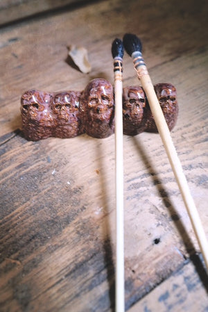Paint Brush Rest - Raspberry