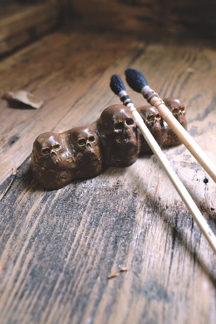 Paint Brush Rest - Camel