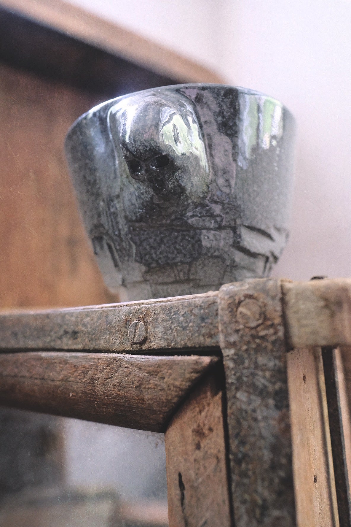 Gray Skull Tea Cup
